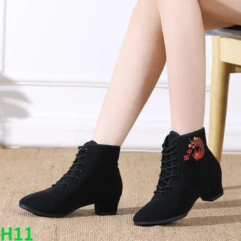 Kínai stílusú luxus női csizma, fekete, puha talpú tánc cipő női alkalmi csizma sarka magas minőségű női cipő